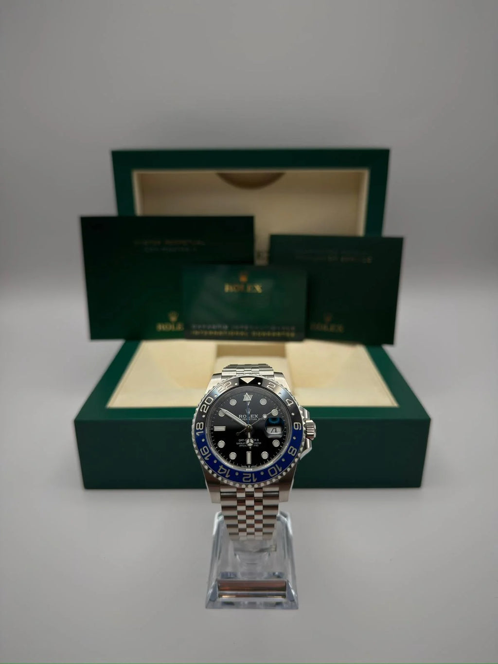 GMT Master II Batgirl Full Set partially stickered 2019 - 126710BLNR