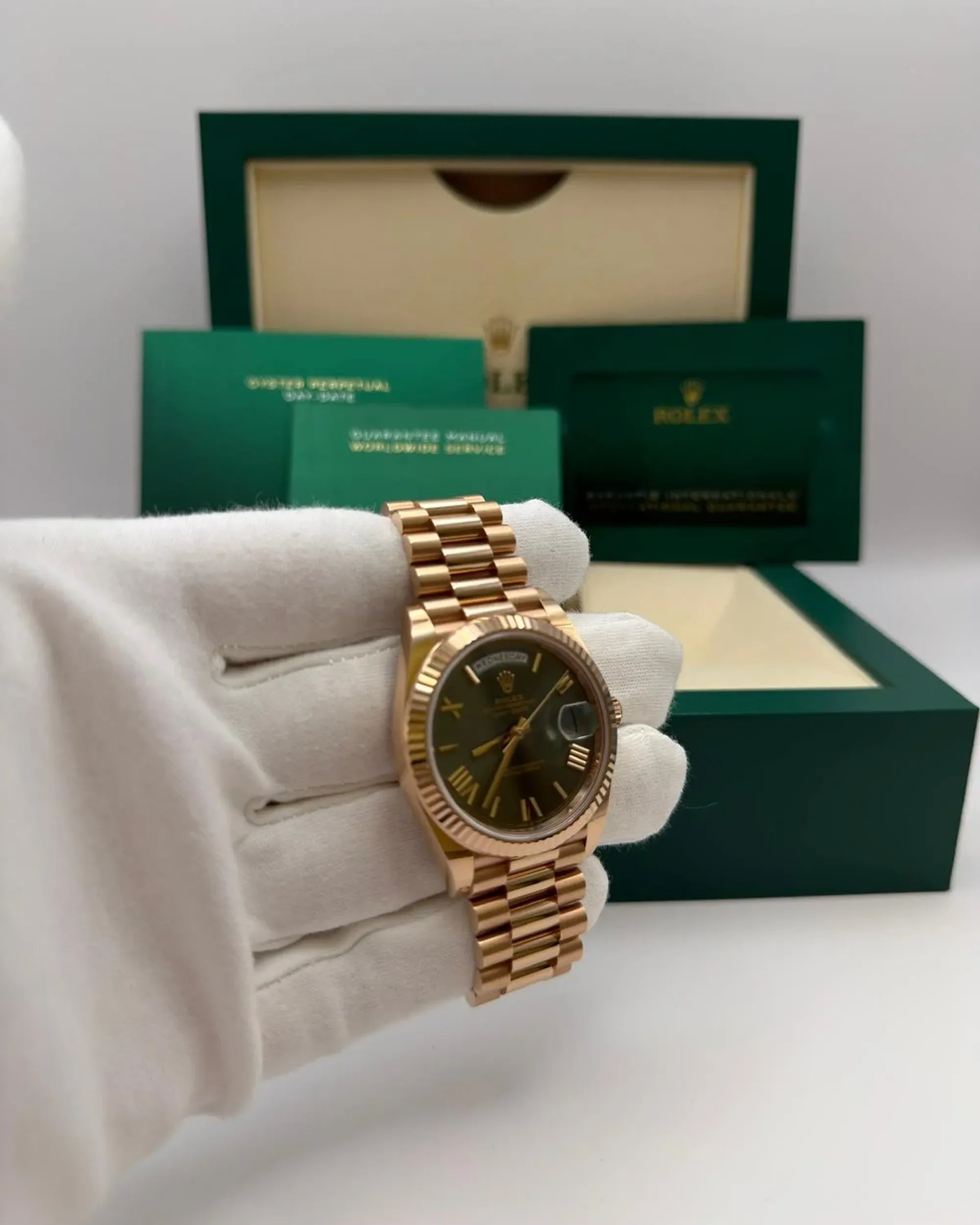 Day-Date 40 Olive Dial Everose-Gold Full Set 2019 - 228235
