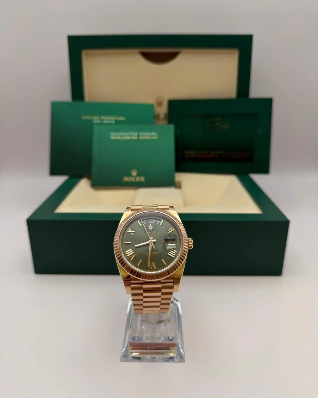 Day-Date 40 Olive Dial Everose-Gold Full Set 2019 - 228235