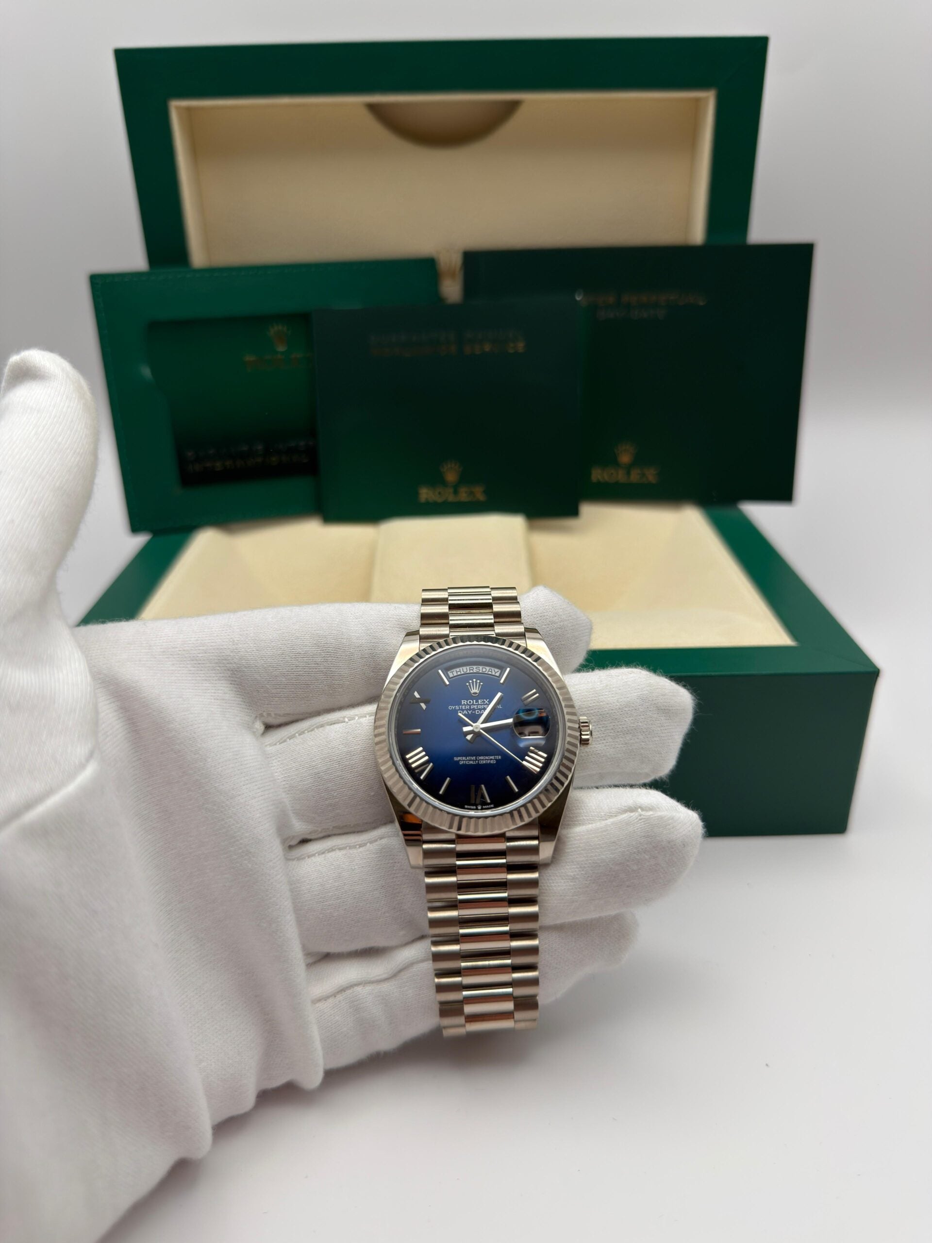 Day-Date 40 Weißgold Blue Ombre Full Set 2024 - 228239